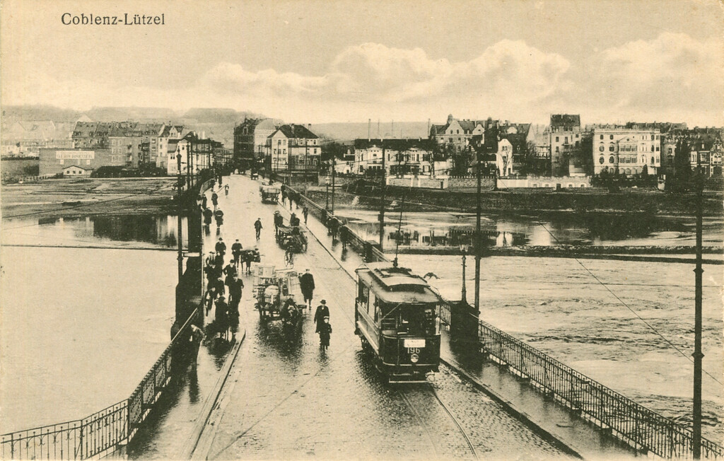 Blick auf Koblenz-Lützel von der gegenüberliegenden Seite aus (1917)