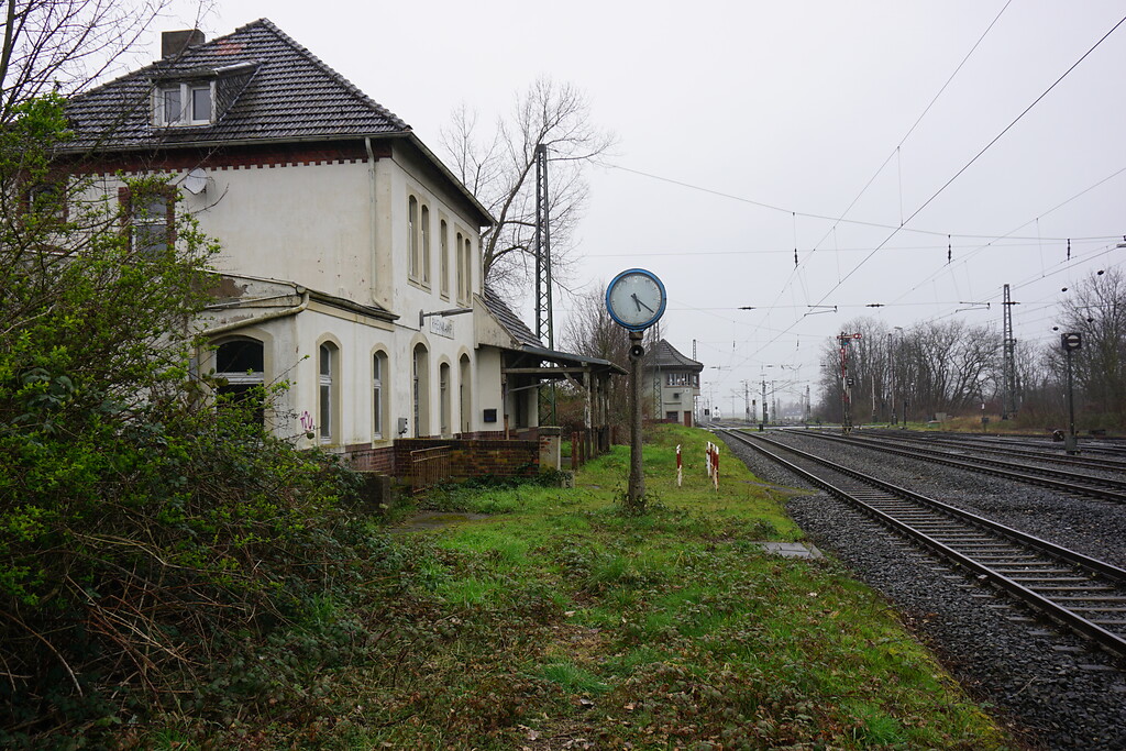 Bahnhof Rheinkamp, Bahnsteig 1 (2020)