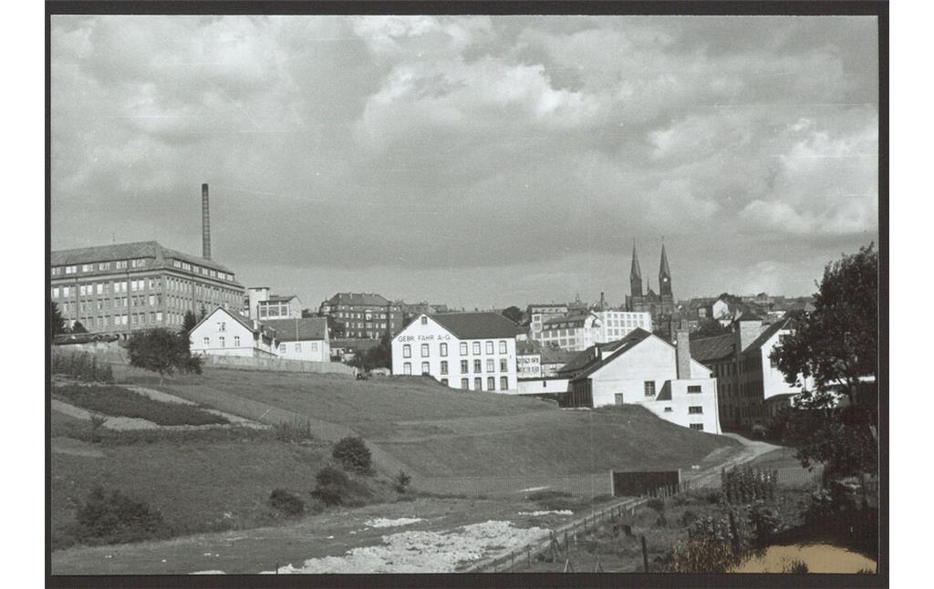Historische Fotografie der Gerberei Gebrüder Fahr im Strecktal in Pirmasens (um 1950)