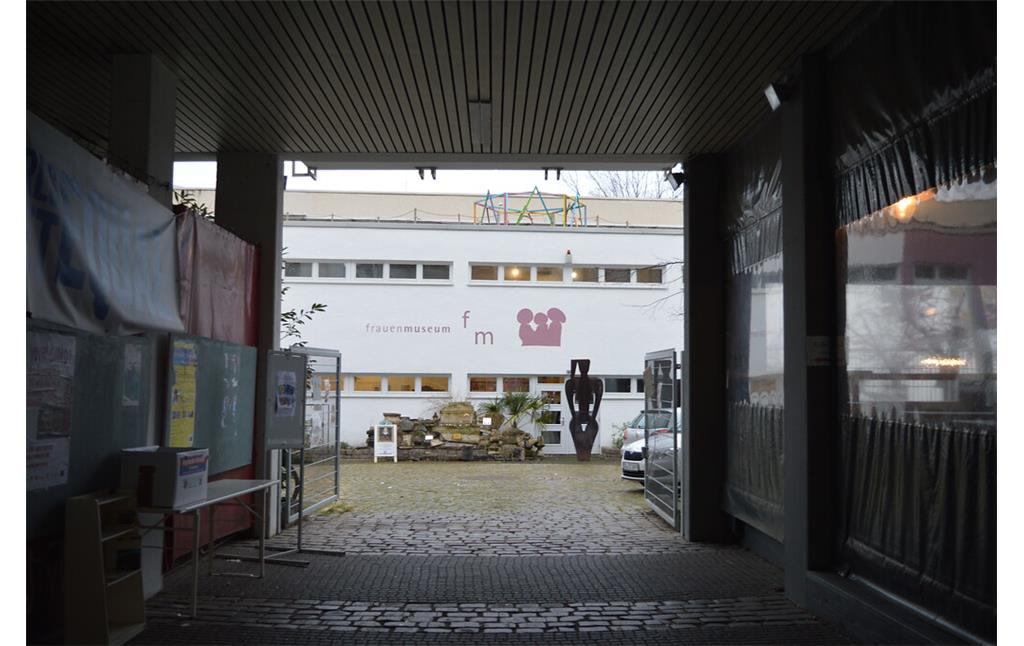 Eingangsbereich des Frauenmuseums in Bonn (2022)