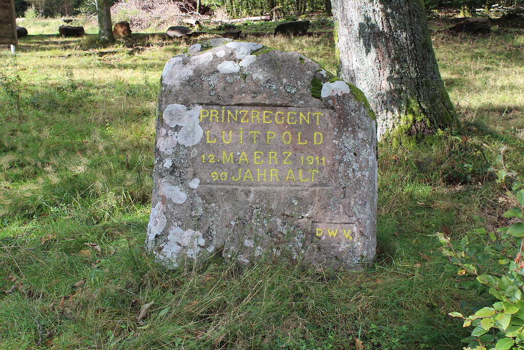 Ritterstein Nr. 70 "Prinzregent Luitpold 12.Maerz 1911 90 Jahre alt" bei Hermersbergerhof (2021)