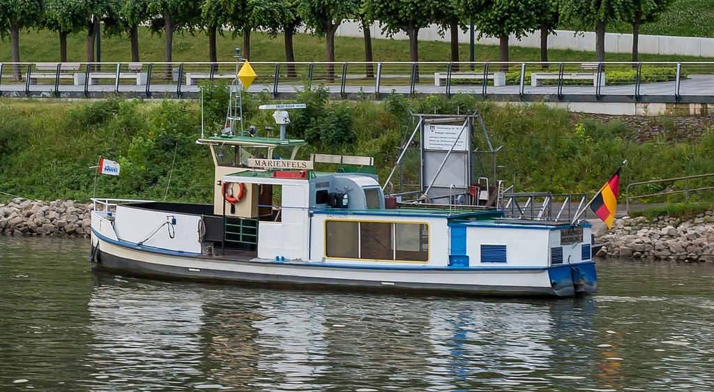 Das 1932 erbaute Fährschiff Marienfels war bis September 2017 im Fährbetrieb auf dem Rhein zwischen Wesseling und Lülsdorf (2015).