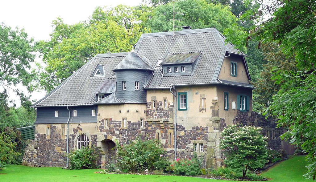 Das Gesindehaus der Burg Lede in Vilich (2014)