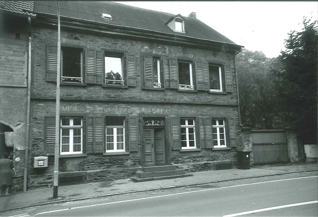 Das Kureck-Haus an der Koblenz-Olpener-Straße in Bendorf-Sayn (1992)