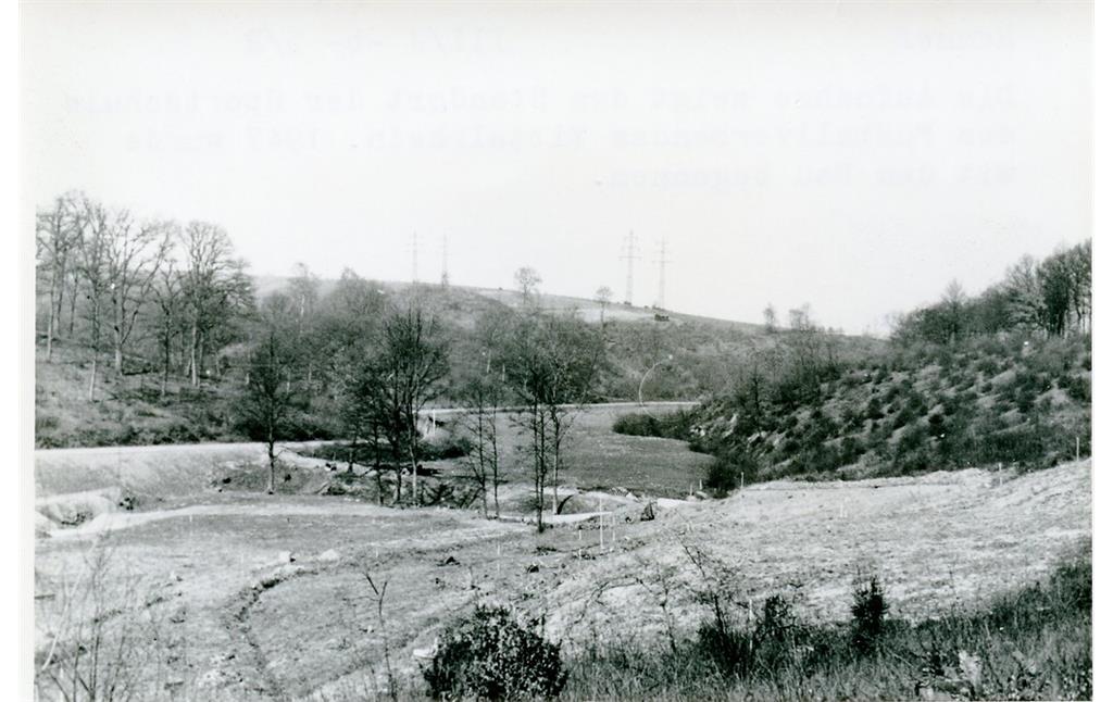 Das Bild zeigt das Gelände im Dürresbachtal vor dem Bau der Sportschule (Aufnahme vor 1948).