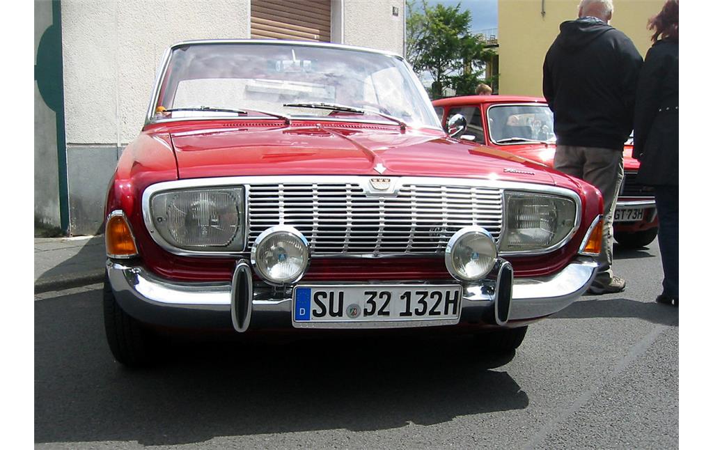 Ford-Personenkraftwagen des 1964-1967 in den Kölner Ford-Werken hergestellten Typs "Taunus P5" (Verkaufsbezeichnungen "17M" und "20M") bei einer Oldtimer-Veranstaltung in Niederkassel (2011).