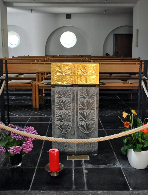 Reliquiar der seligen Maria von den Aposteln in der Klosterkirche Mönchengladbach-Neuwerk (2017).