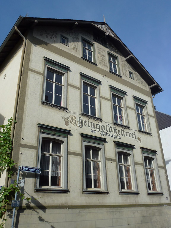 Wohnhaus in der Liebfrauenstraße 33 in Oberwesel (2016): Das Gebäude der Rheingoldkellerei ist heute ein Wohnhaus.