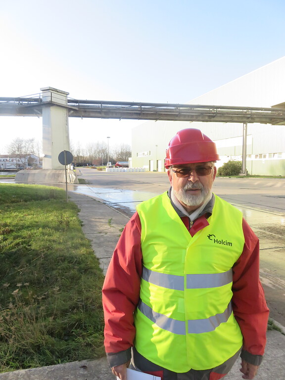 Willi Breiholz, ehemaliger Ingenieur des Werkes Lägerdorf, ist einer der besten Kenner der Geschichte von Werk und Breitenburger Schiffahrtskanal (2019).