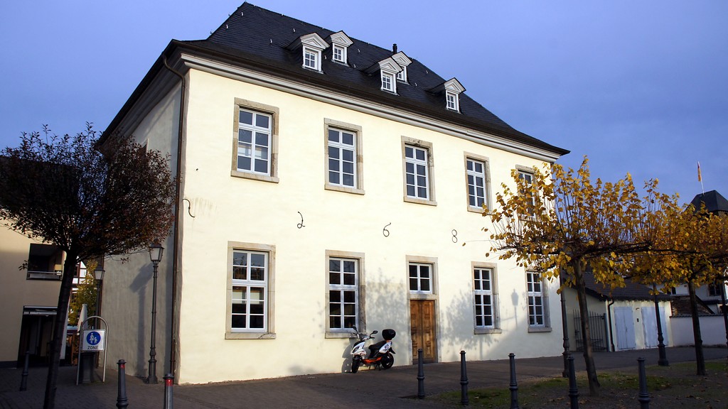 Rückansicht des Blankartshofs in Ahrweiler (2015).