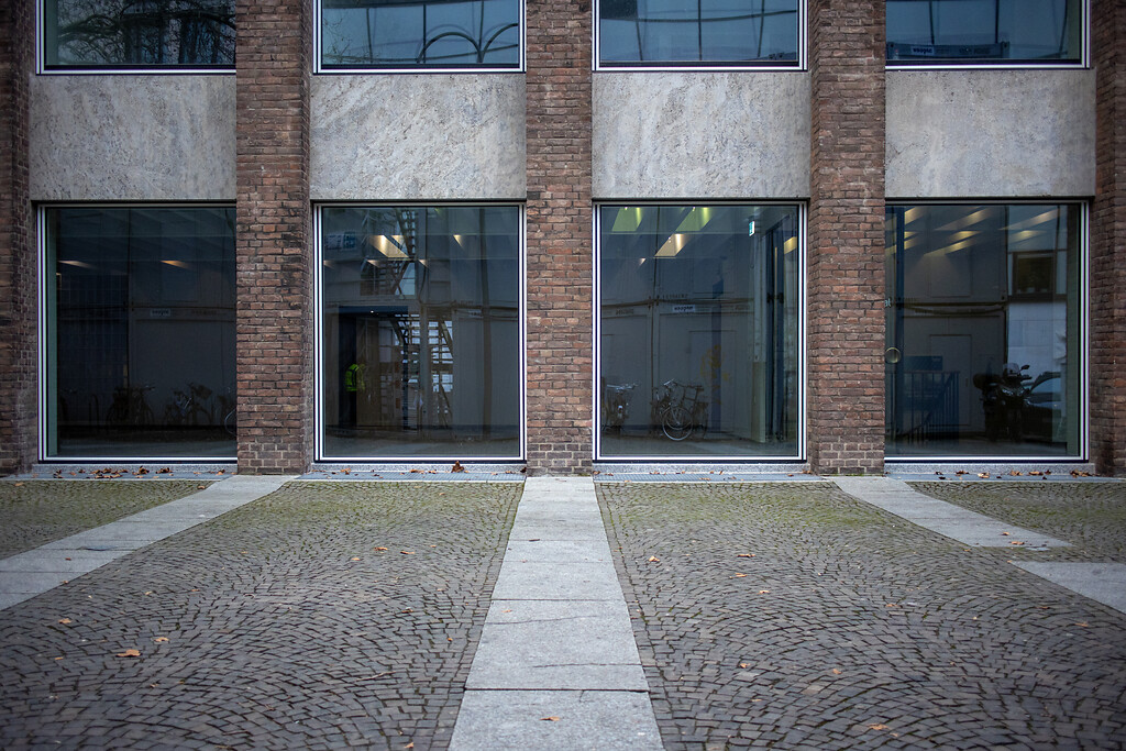 Platz "An der Rechtschule" in Köln Altstadt-Nord (2022)