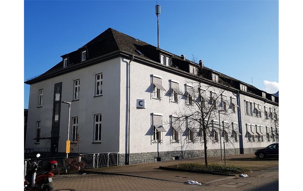 C-Gebäude des Campus Koblenz der Universität Koblenz-Landau (2017).