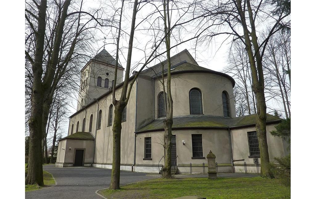 Die Katholische Pfarrkirche St. Gereon in Merheim (2016)