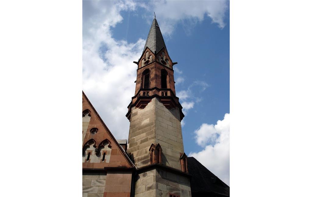Der Hauptturm der evangelischen Christuskirche in Pfaffendorf in Koblenz (2014).