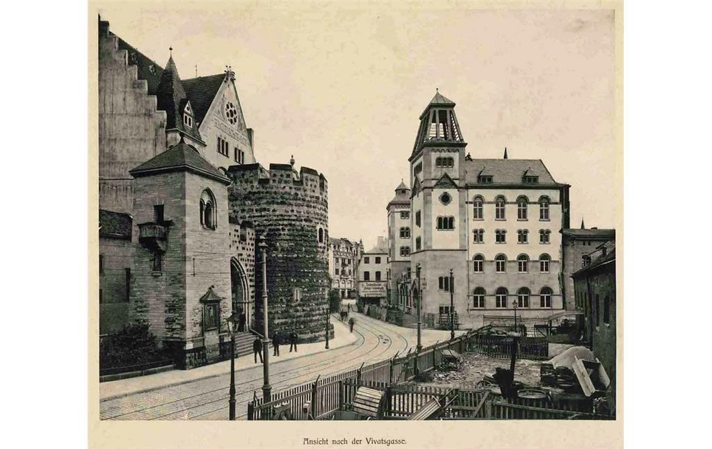 Historische Aufnahme vom Bonner Sterntor, Sicht von der Vivatsgasse mit Straßenbahnschienen im Vordergrund (1908)