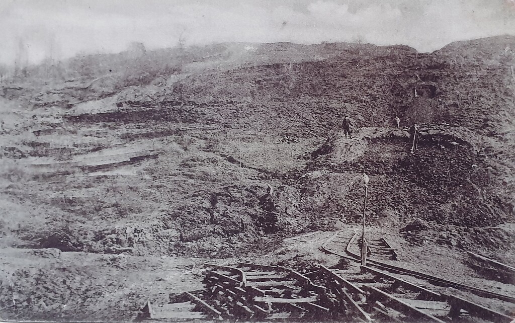 Bergrutsch nach massiven Regenfällen am Rübenacher Berg (1906).
