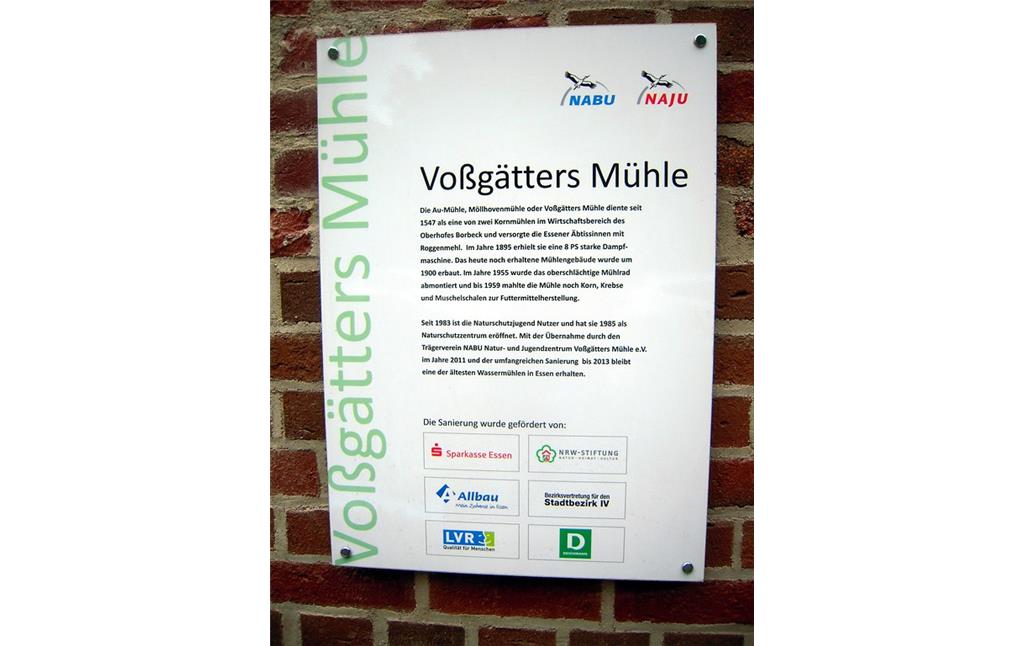 Informationstafel am Mühlengebäude der Voßgätters Mühle in Essen-Borbeck (2016).