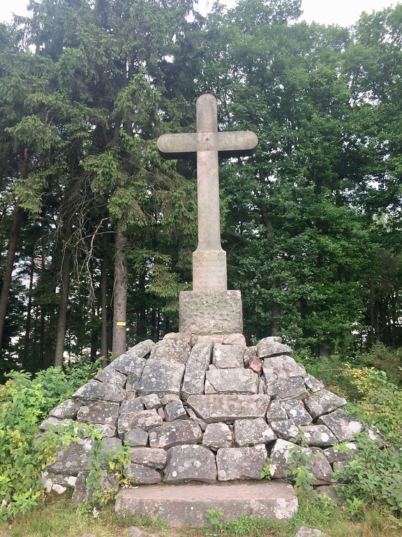 Wetterkreuz auf dem Teufelsberg in Burrweiler (2017)