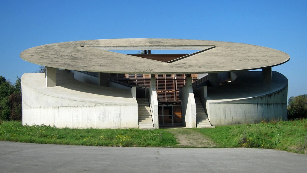 Das "Haus für Musiker" auf dem Gelände der Langen Foundation (2014)