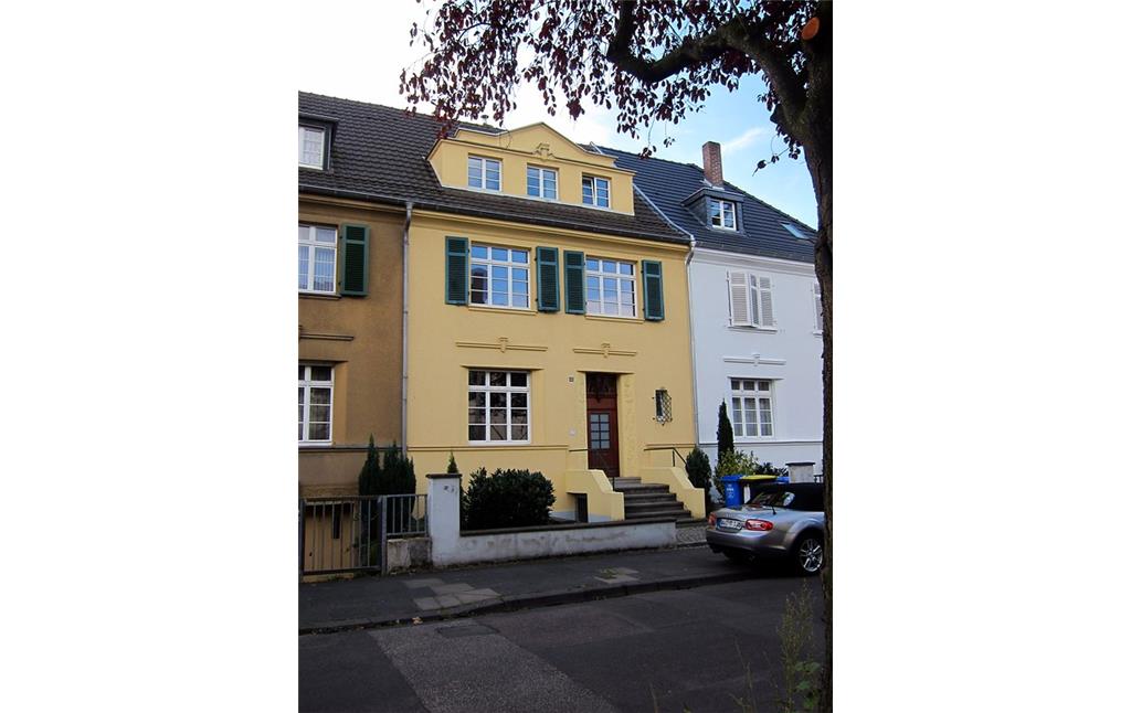 Frontansicht des Wohnhauses Eduard-Pflüger-Straße 52 in Bonn (2014)