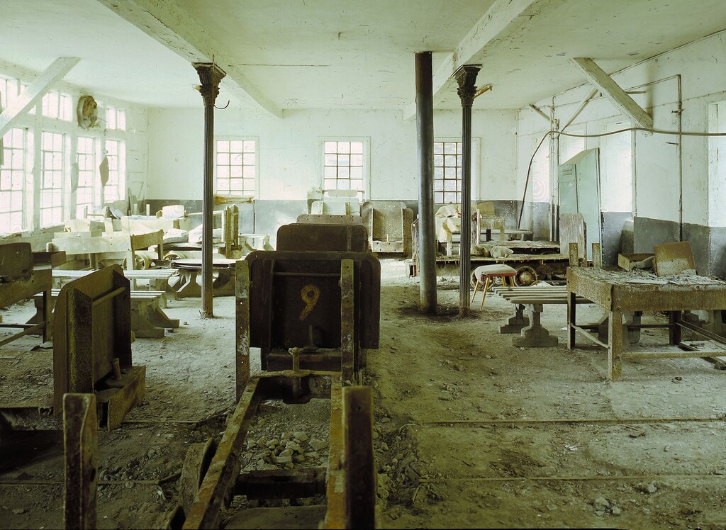 Innenraum des Spalthauses in Kaub (1988)