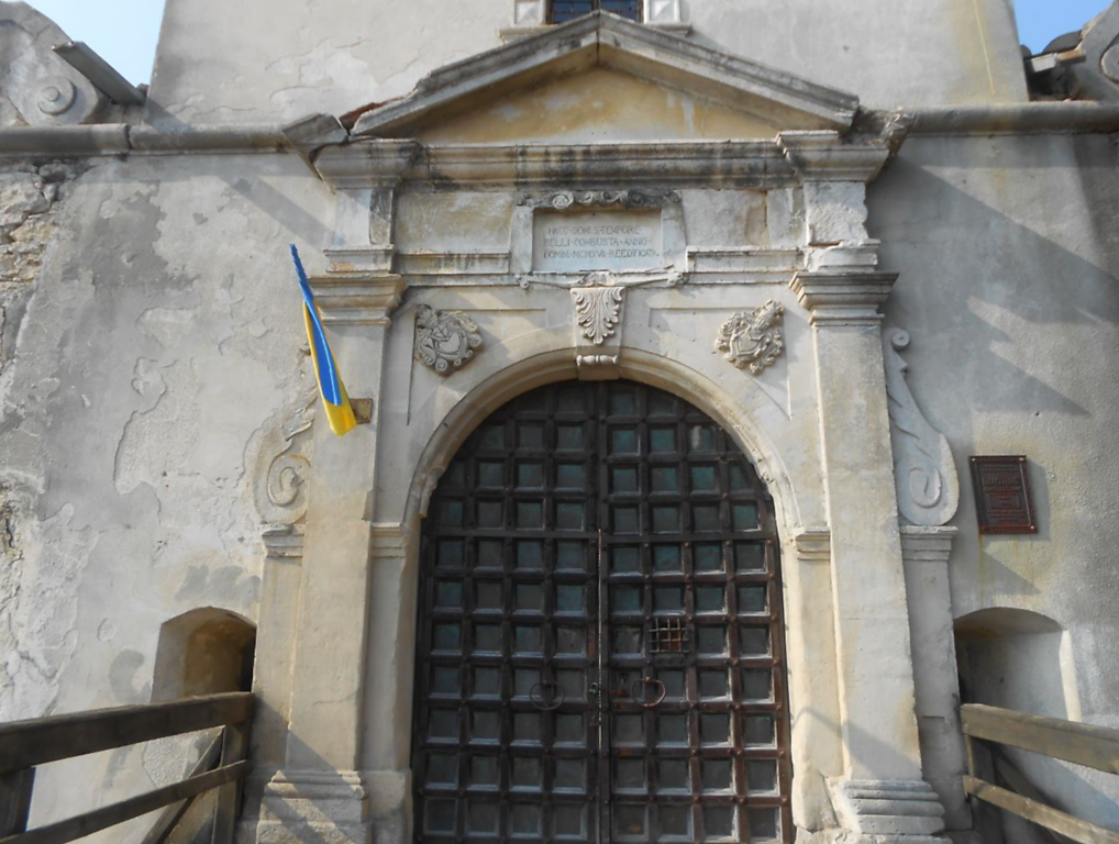 Gate of the southern building of Svirzh Castle (2021)