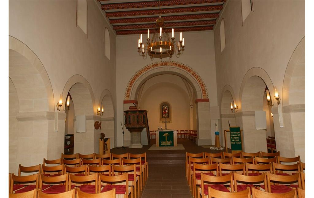 Historische Fotografie des Innenraums der evangelischen Kirche in Birnbach (2017)