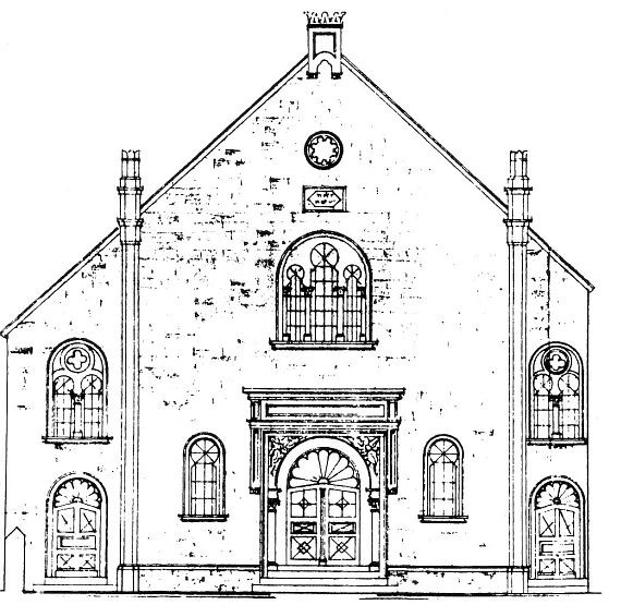 Straßenseitige Ansicht der Mayener Synagoge am Entenpfuhl nach der baulichen Erweiterung um die Anbauten an beiden Längsseiten 1902.