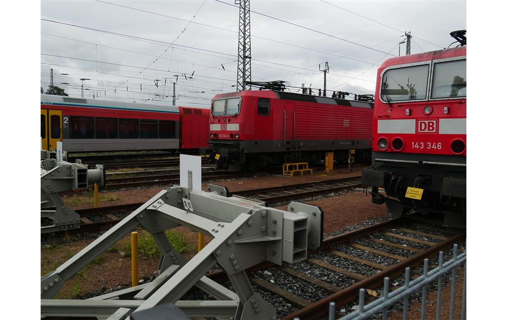 Lokomotiven auf dem Gelände des ehemaligen Bahnausbesserungswerks in Limburg (2017)