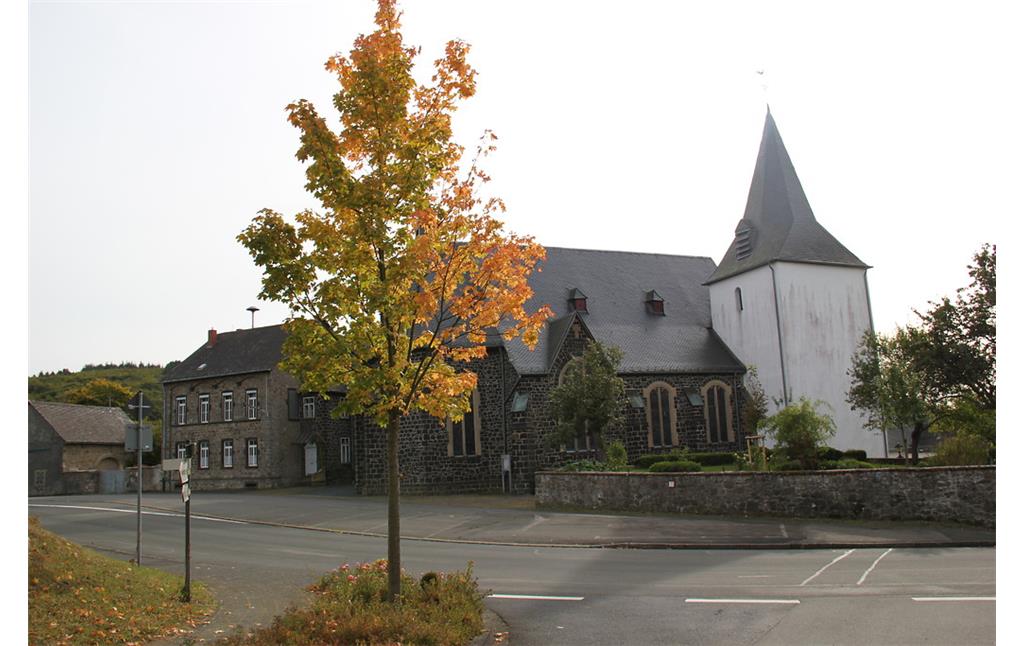 Pfarrkirche St. Luzia in Uess (2012)