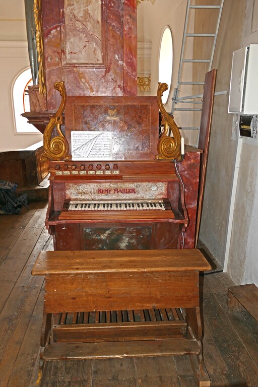 Seitenansicht der Seuffert-Orgel in der Marienkapelle in Kirrweiler (2021)