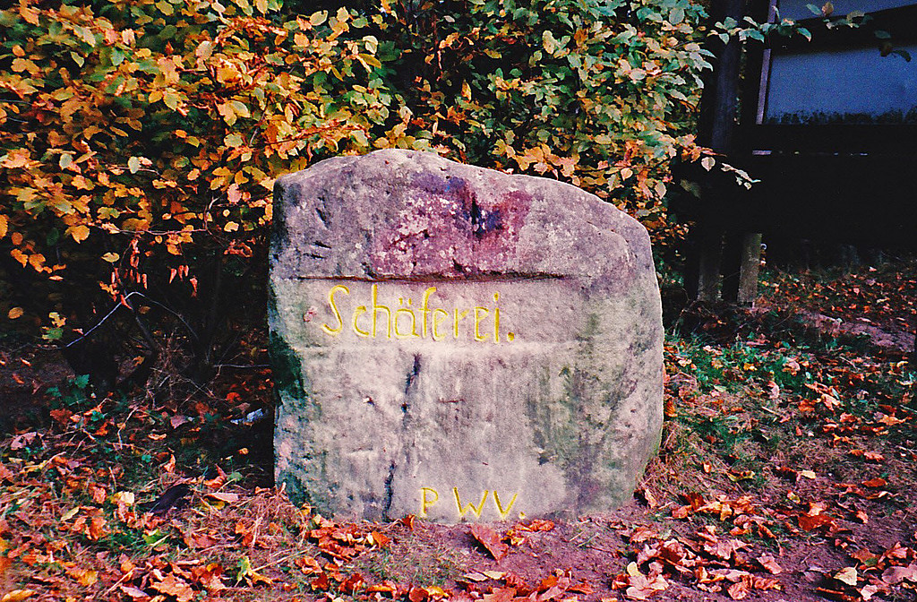 Ritterstein Nr. 54 "Schäferei" bei Merzalben (1999)
