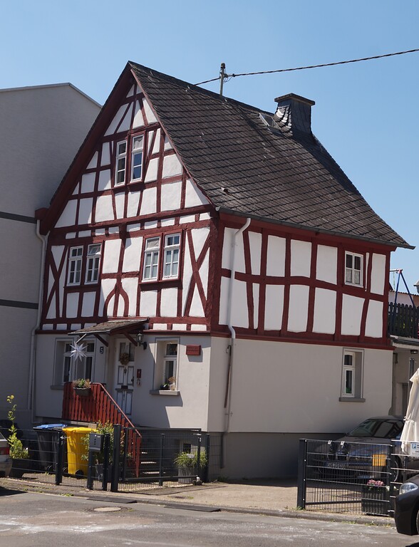 Das Fachwerkhaus in der Kirchgasse 5 in Dausenau (2022)