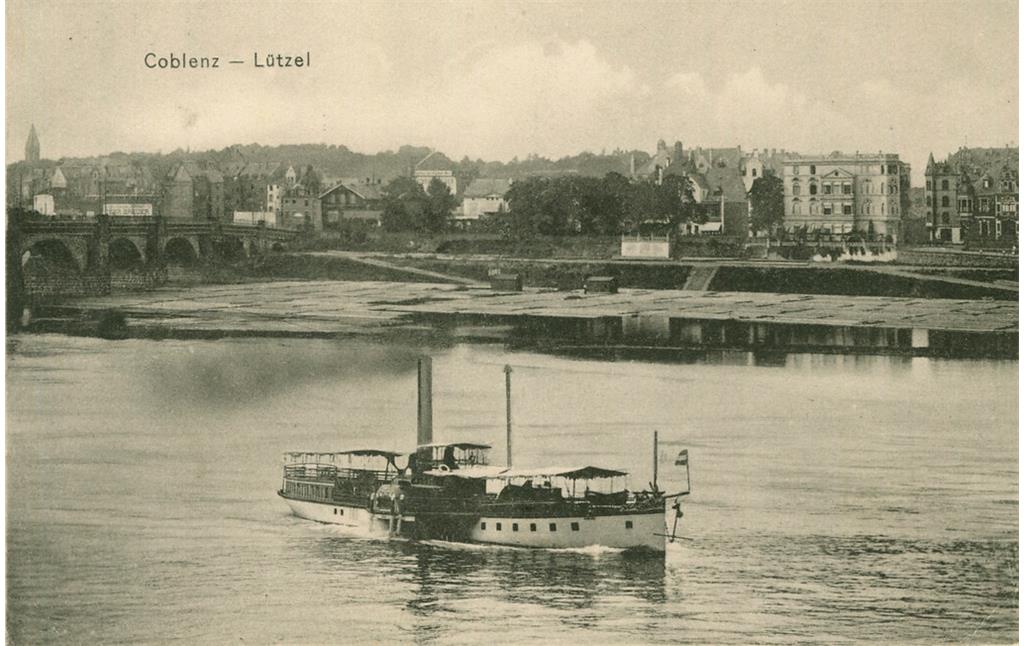 Blick auf Koblenz-Lützel vom rechten Moselufer unterhalb der Balduinbrücke aus (um 1915)