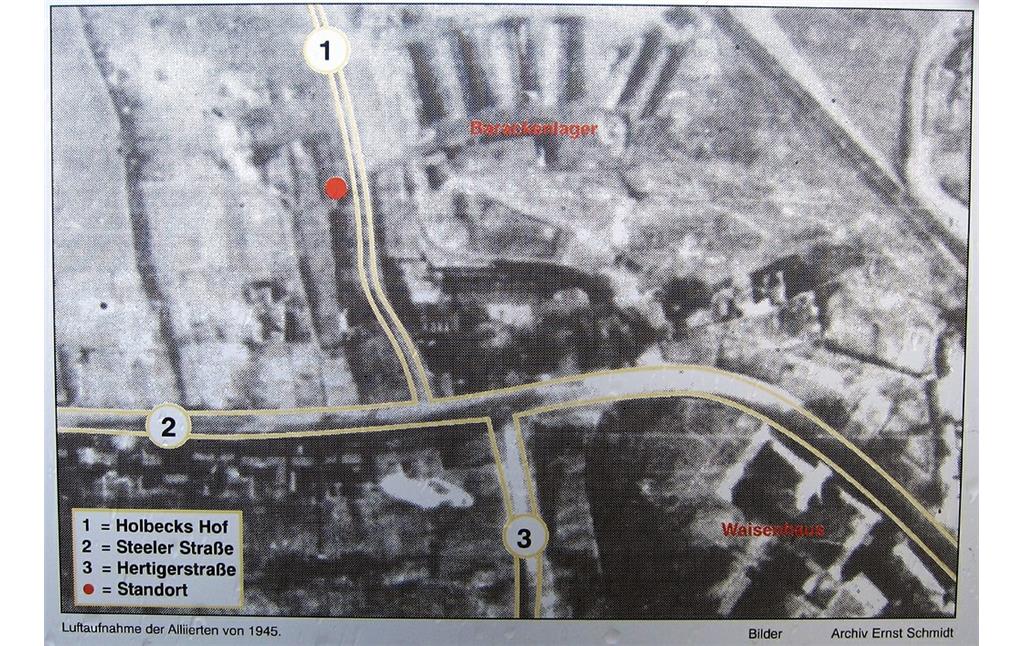 Barackenlager Holbeckshof in Steele, alliiertes Luftbild von 1945  (2011)