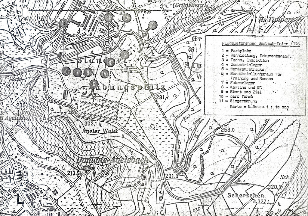 Karte vom Bereich der Wehrtechnischen Dienststelle 41 bei Trier mit der Rennstrecke "Rundkurs Grüneberg" und weiteren Einrichtungen für das "AvD-Flugplatzrennen Sembach" (um 1976).