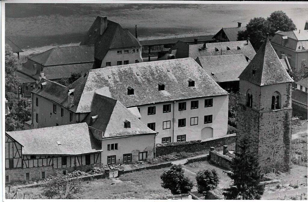 Historische Abbildung des Kirchturms der alten Pfarrkirche in Karden (1960er Jahre)