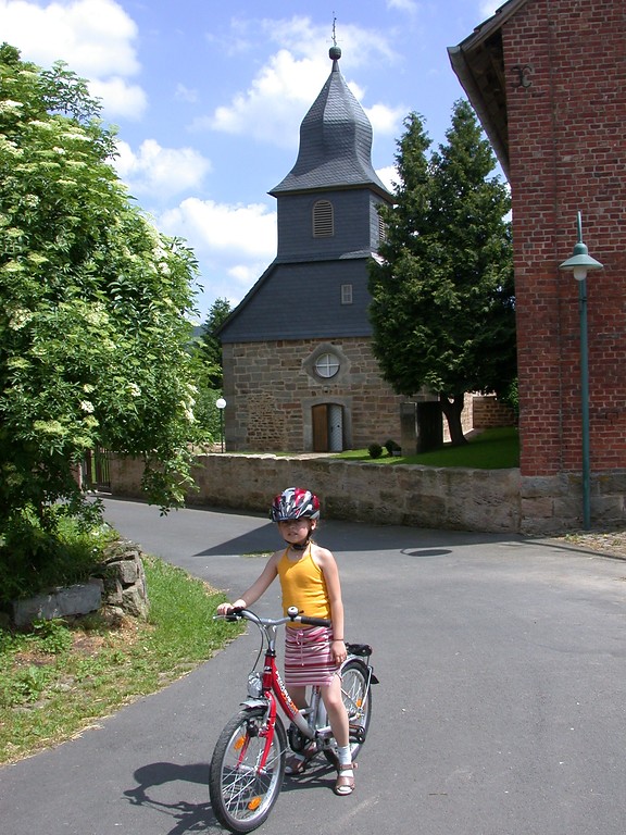 Evangelische Pfarrkirche in Binsförth, Gemeinde Morschen (2009)