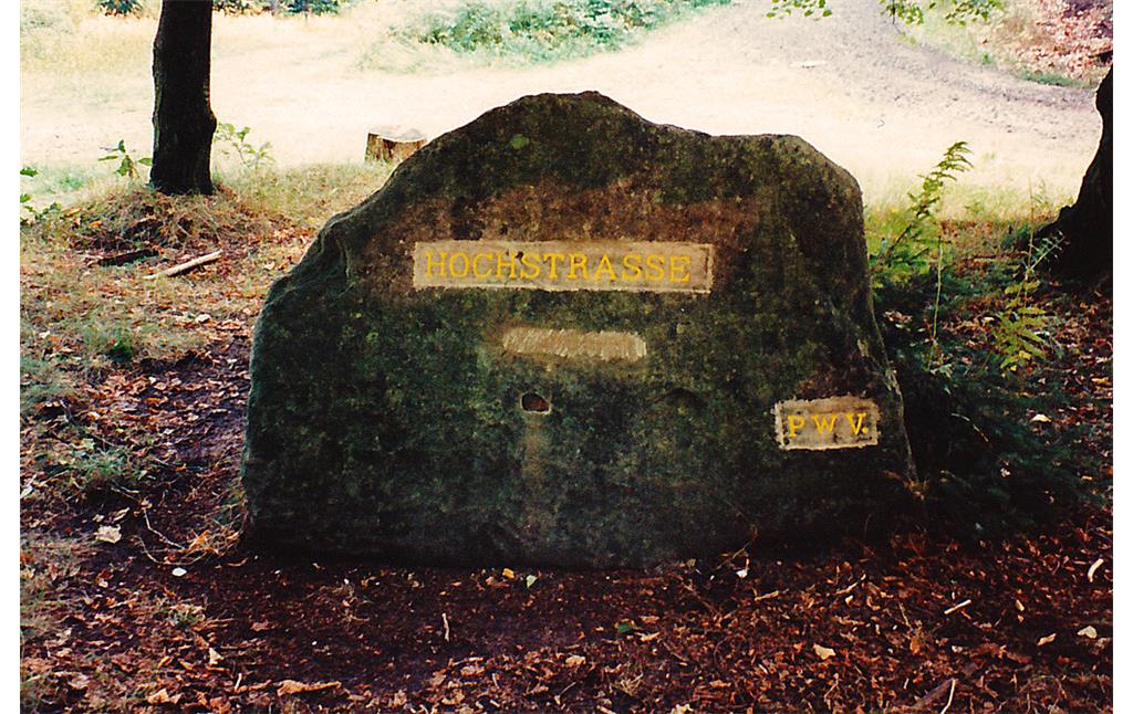 Ritterstein Nr. 160 "Hochstrasse" bei Frankenstein (1995)