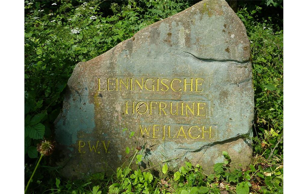 Ritterstein Nr. 281 Leiningische Hofruine Weilach westlich von Ungstein (2013)