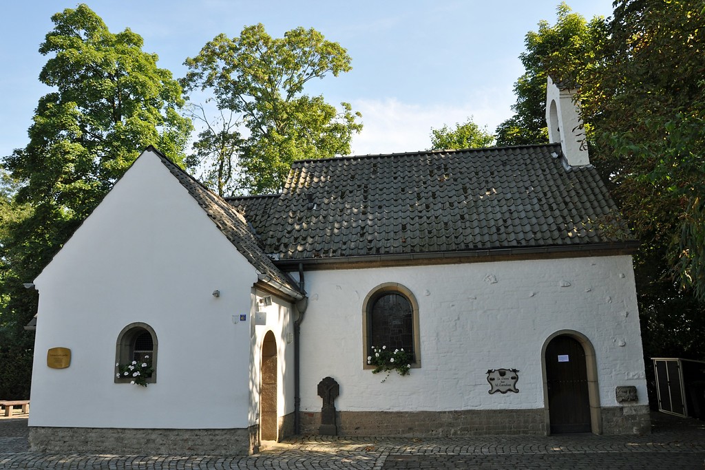 Die Kapelle St. Cornelius bzw. Corneliuskapelle in Neuss-Selikum (2017).