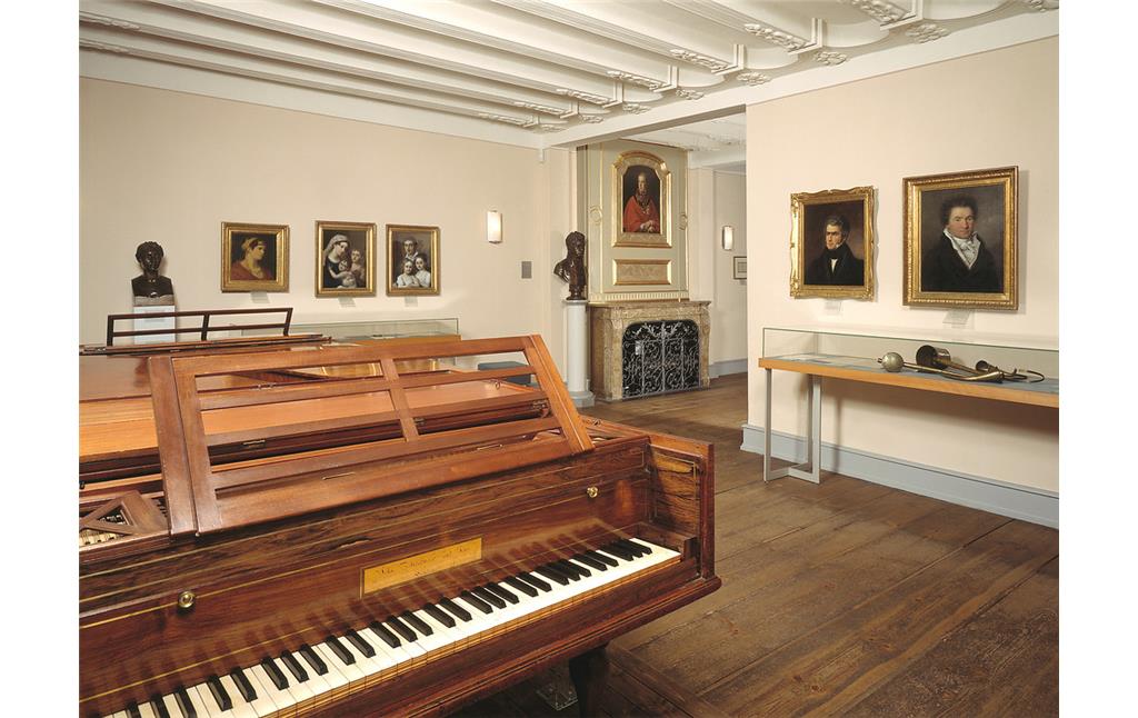 Innenansicht des Bonner Beethoven-Hauses mit Teilen der Museumsausstellung (2012)