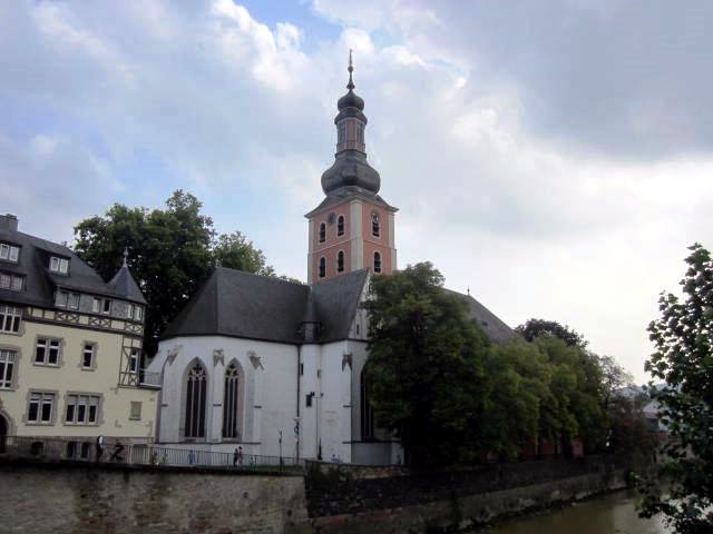 Die Evangelische Pauluskirche am Ufer der Nahe in Bad Kreuznach (2014).