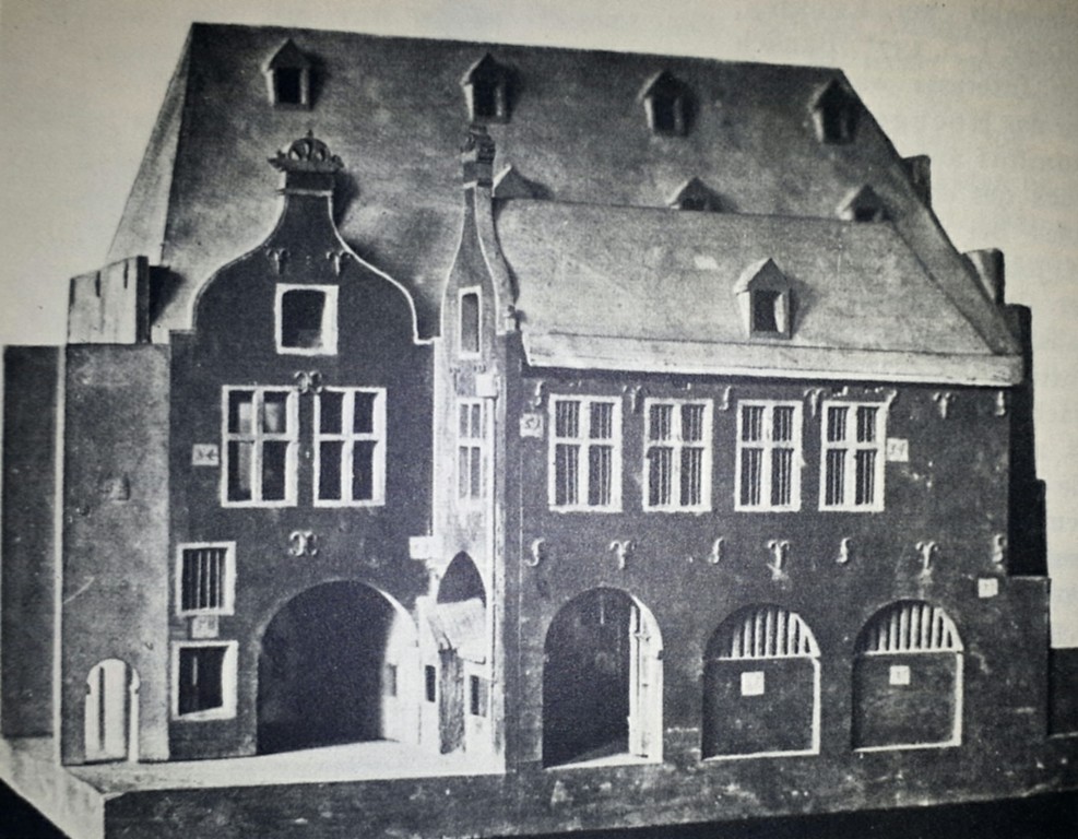 Holzmodell von 1726 der Kölner "Bingerhäuser und Hacht mit Hachtpforte, Nordseite".