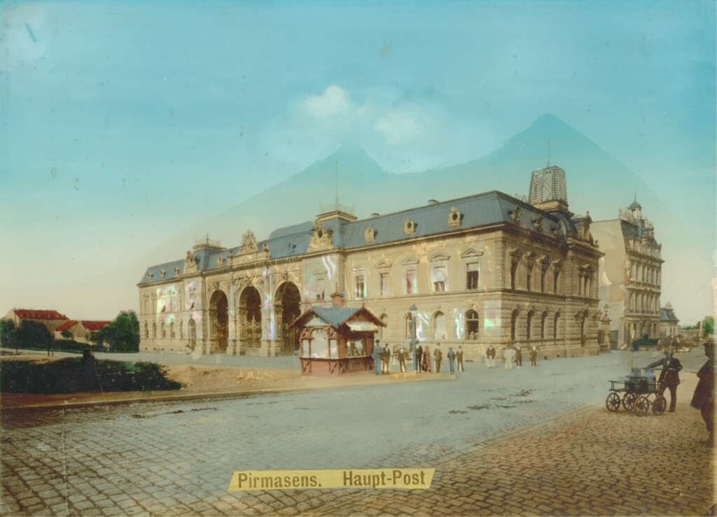 Kolorierte Fotografie der Alten Post in Pirmasens (um 1910)