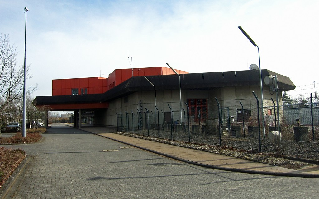 Besucherzentrum an der Einfahrt zum Kernkraftwerk Mülheim-Kärlich (2015)