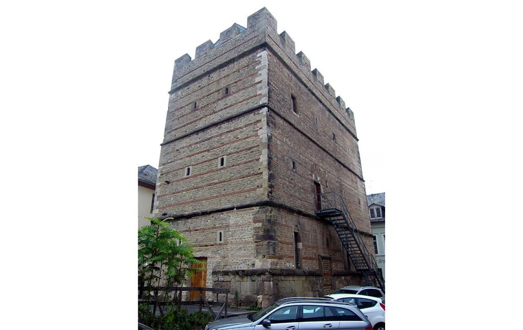 Mittelalterlicher Wohnturm "Frankenturm" in der Trierer Dietrichstraße, Ansicht von Süden her (2013)