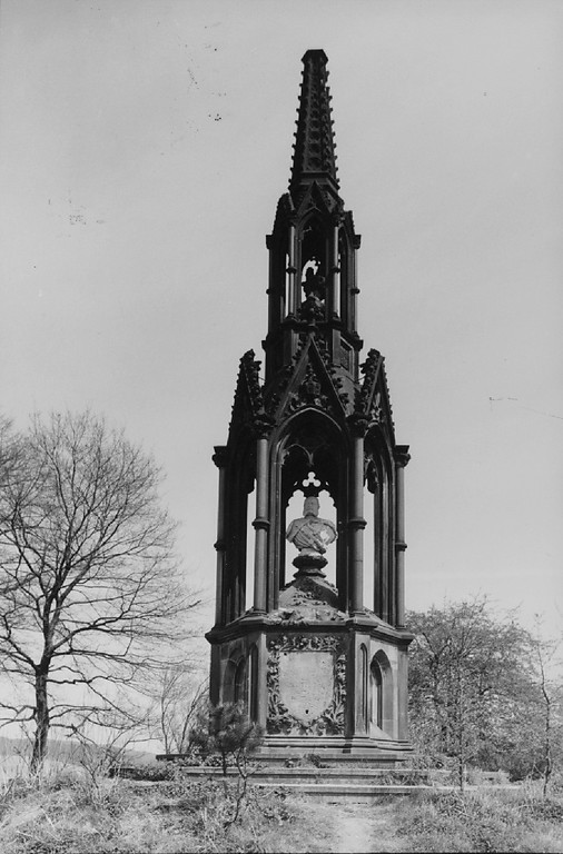 Wülfrath-Aprath, Bismarckplatz, Kaiser-Wilhelm-Denkmal (1978)